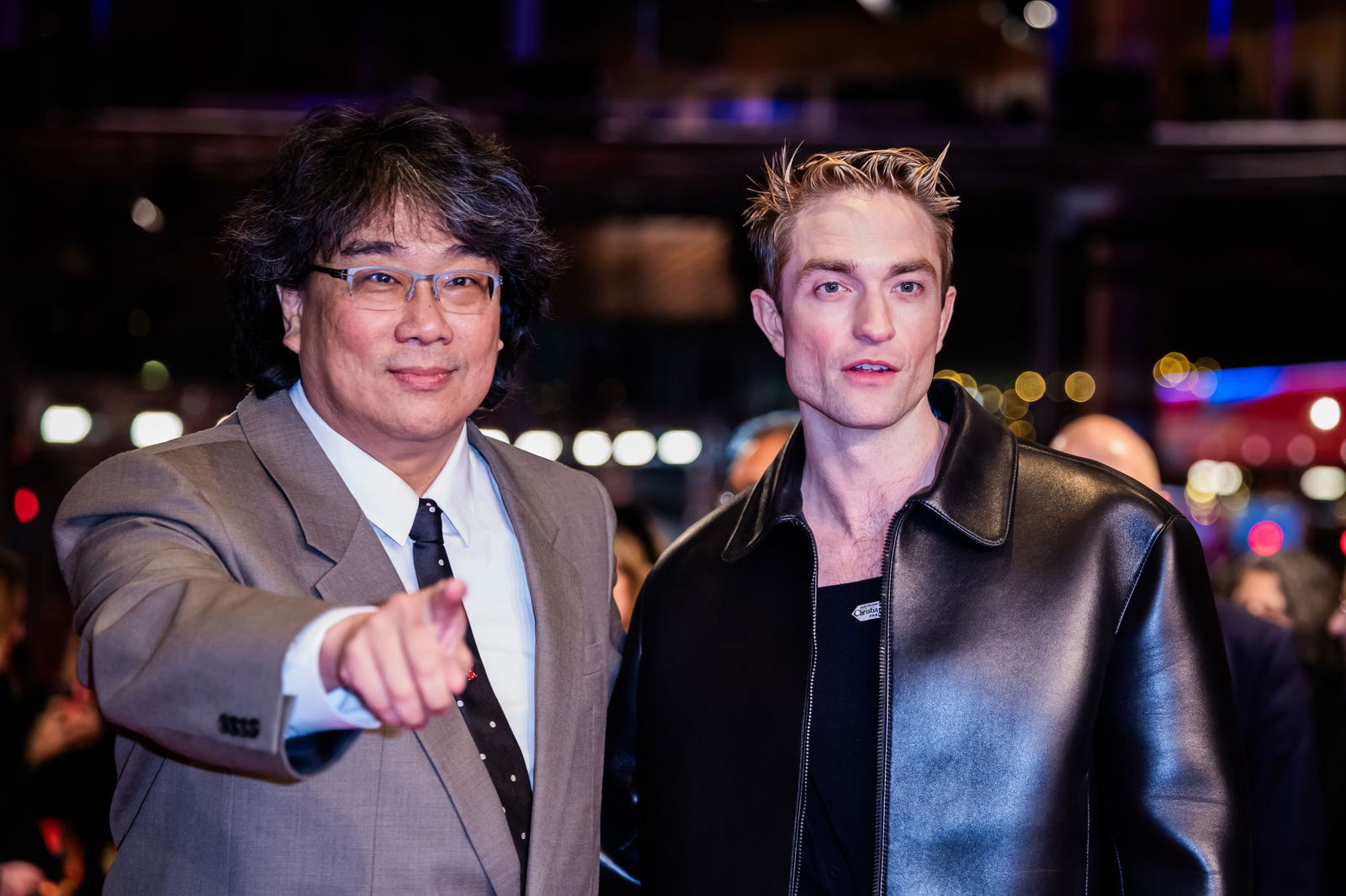 Robert Pattinson ist erklärter Fan von Regisseur Bong Joon-ho (links). (Archivbild)