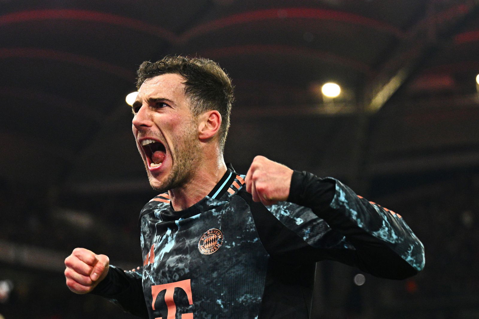 Traf nach einem dicken Patzer der VfB-Defensive: Bayerns Leon Goretzka.