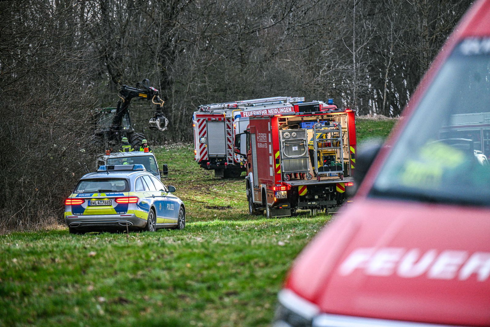 Beim Absturz eines Leichtflugzeugs stirbt der Pilot.