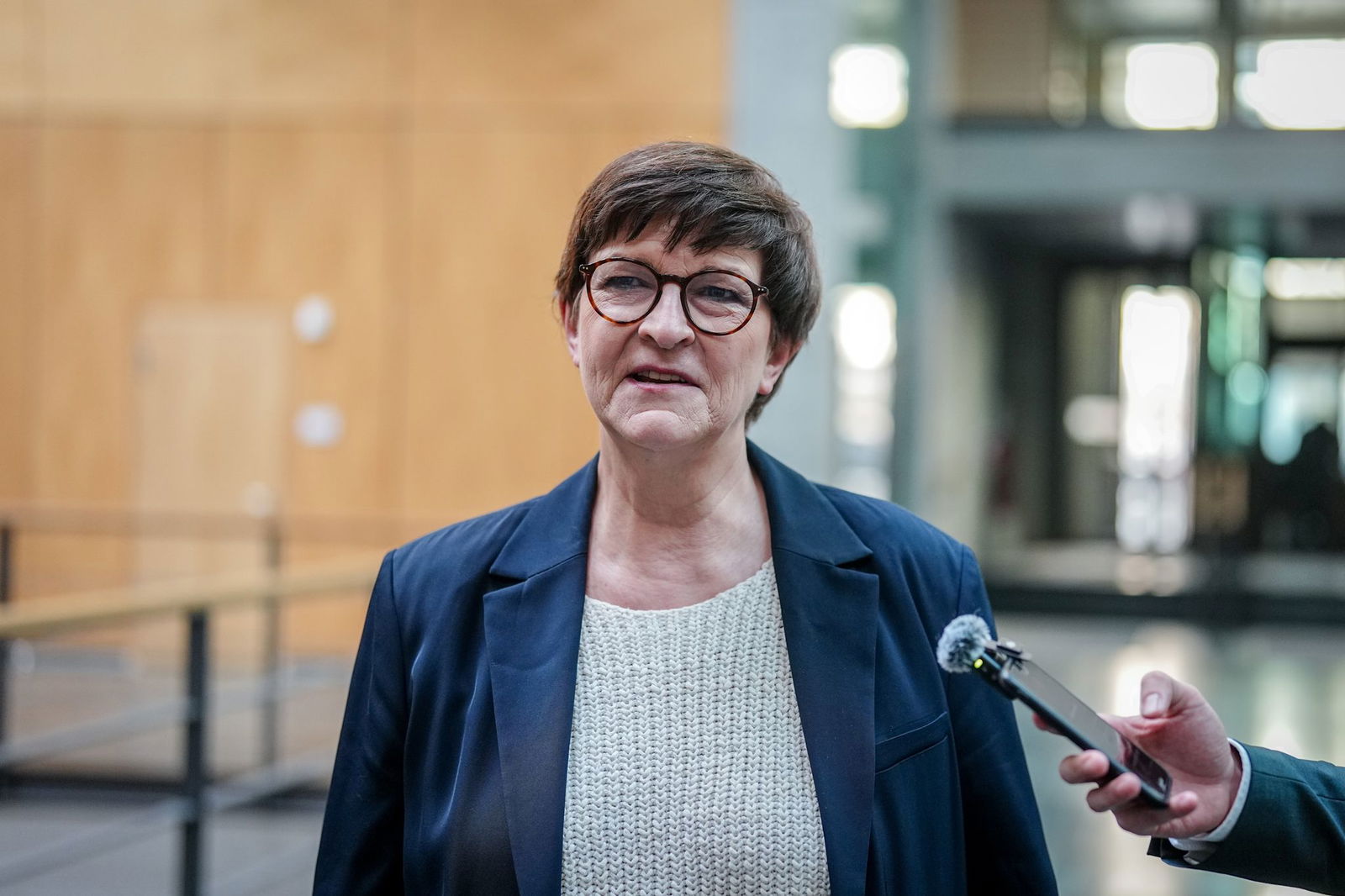 Dem ein oder andere stecke der Wahlkampf noch in den Knochen, sagte SPD-Chefin Saskia Esken. 