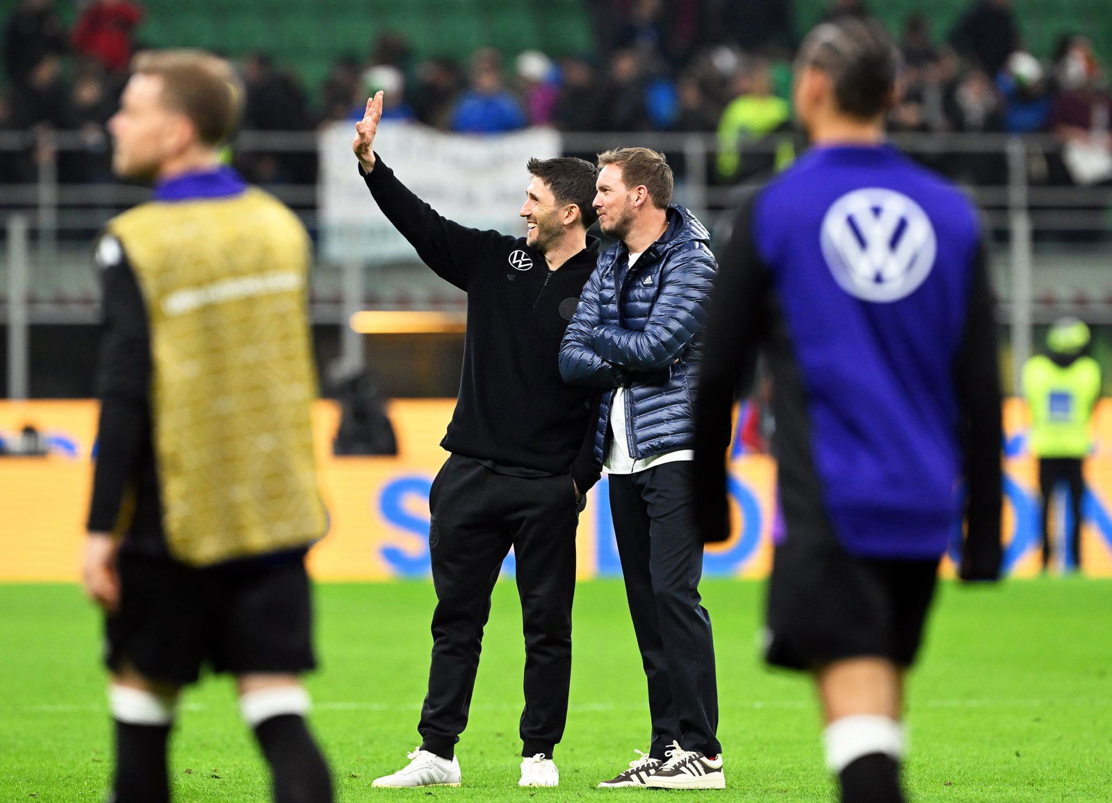 Julian Nagelsmann (r.) will das Final-Turnier der Nations League erreichen. 
