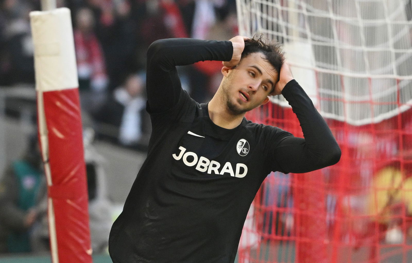 Der Abwehrspieler fällt weiter aus.