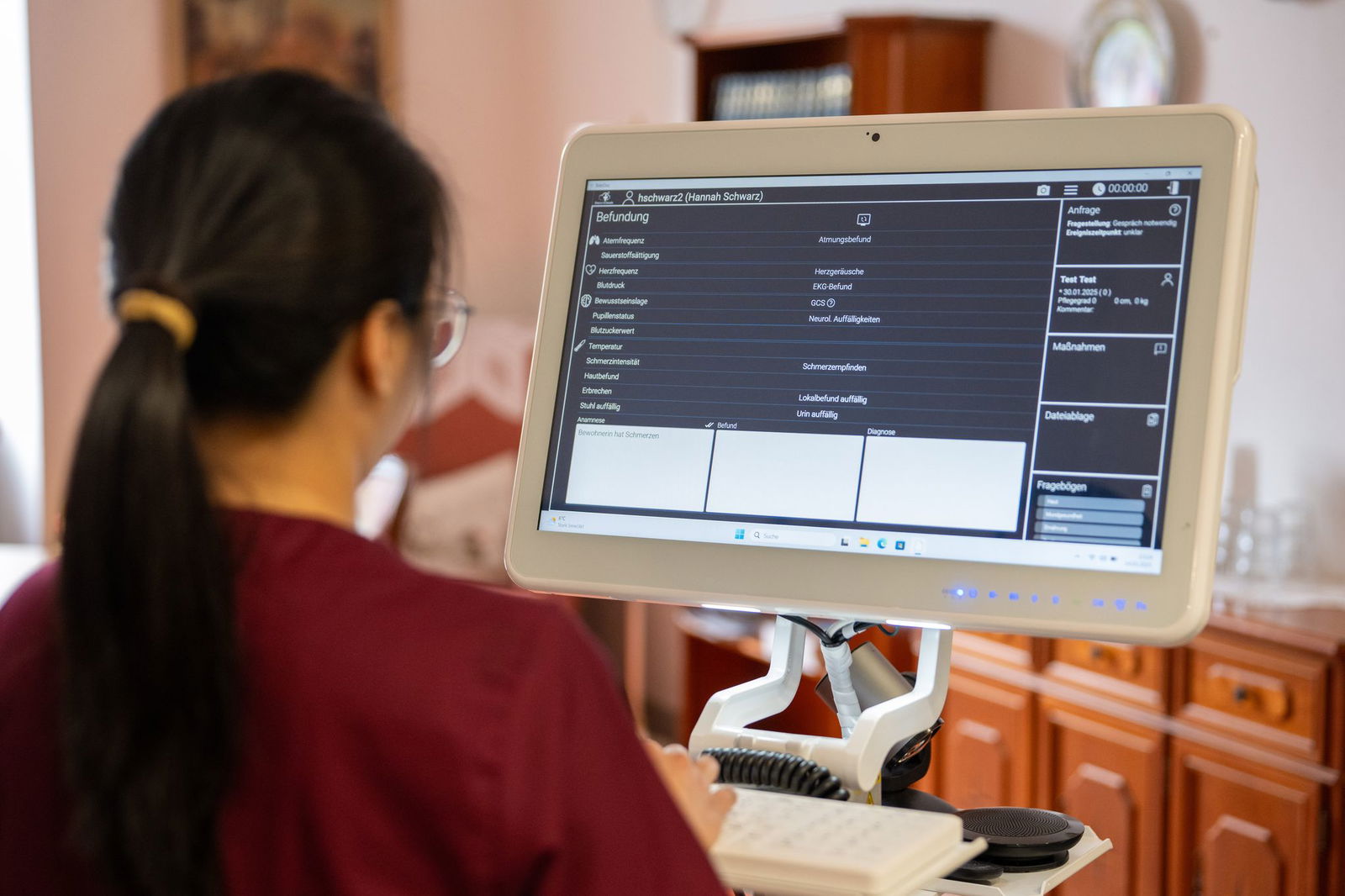 Das Telepflege-Projekt in Trier ist eines von zwölf bundesweit, die derzeit laufen.