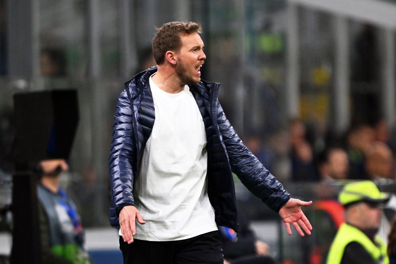On fire am Spielfeldrand: Bundestrainer Julian Nagelsmann.