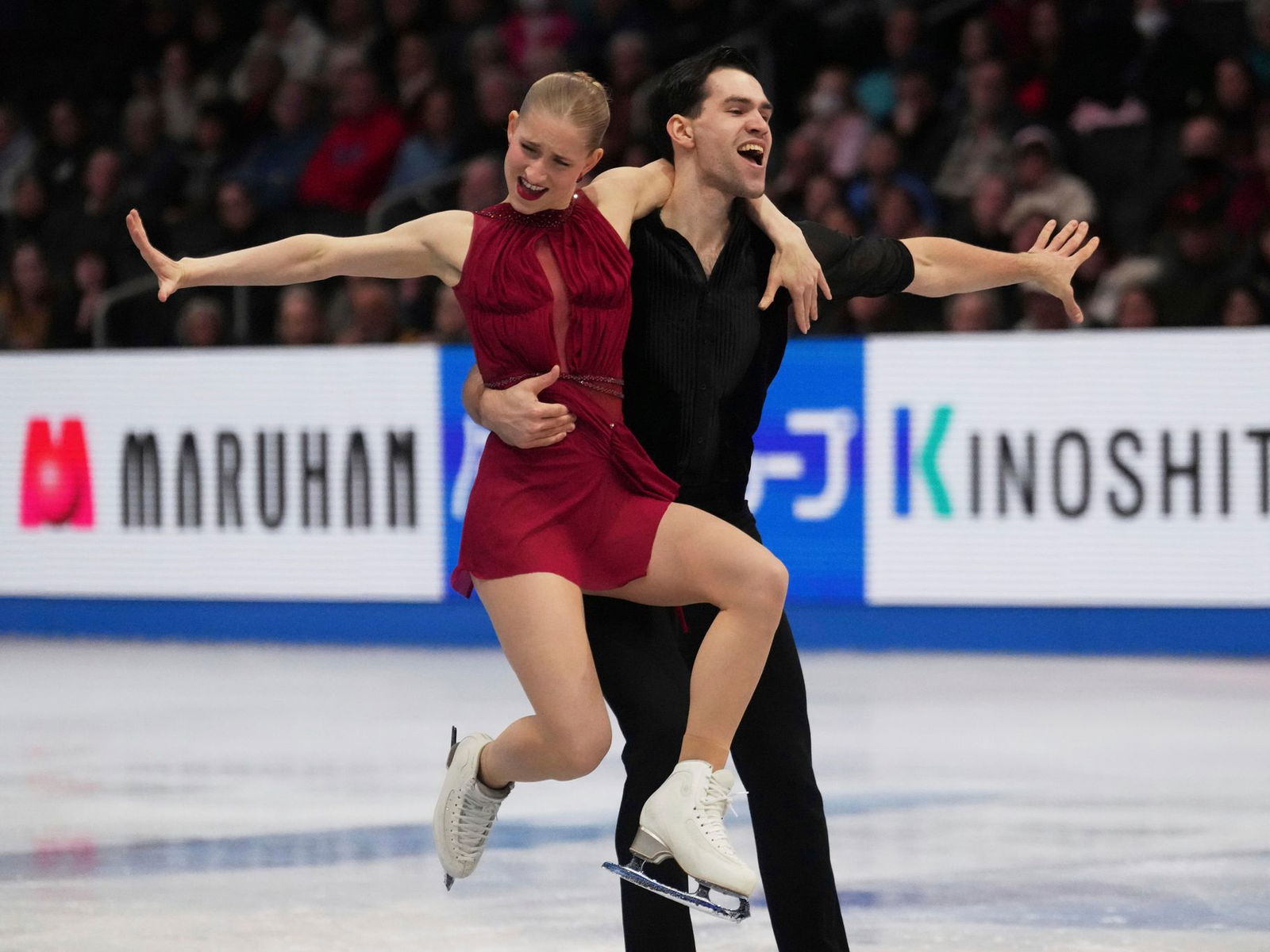 Hase/Wolodin auf Podestkurs bei EiskunstlaufWM RPR1.