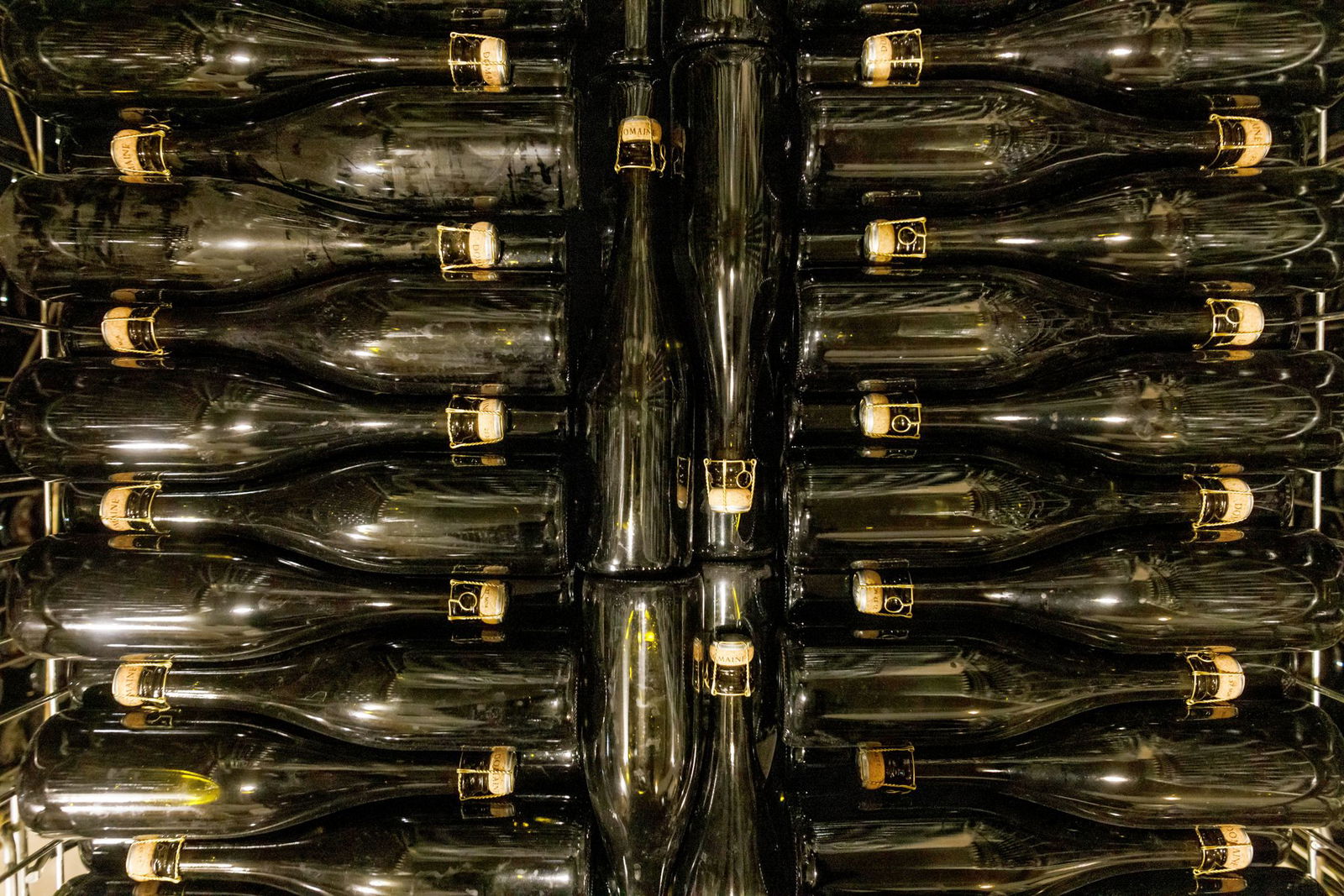 Wegen stark gestiegener Preise kaufen manche lieber Crémant als Champagner. (Symbolbild)