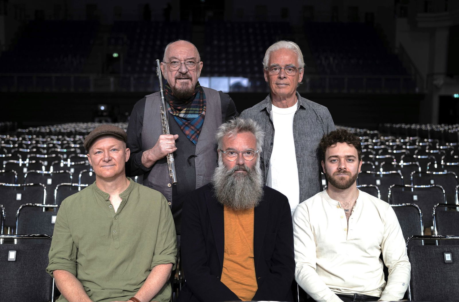 Die Band Jethro Tull veröffentlicht ein neues Album. 