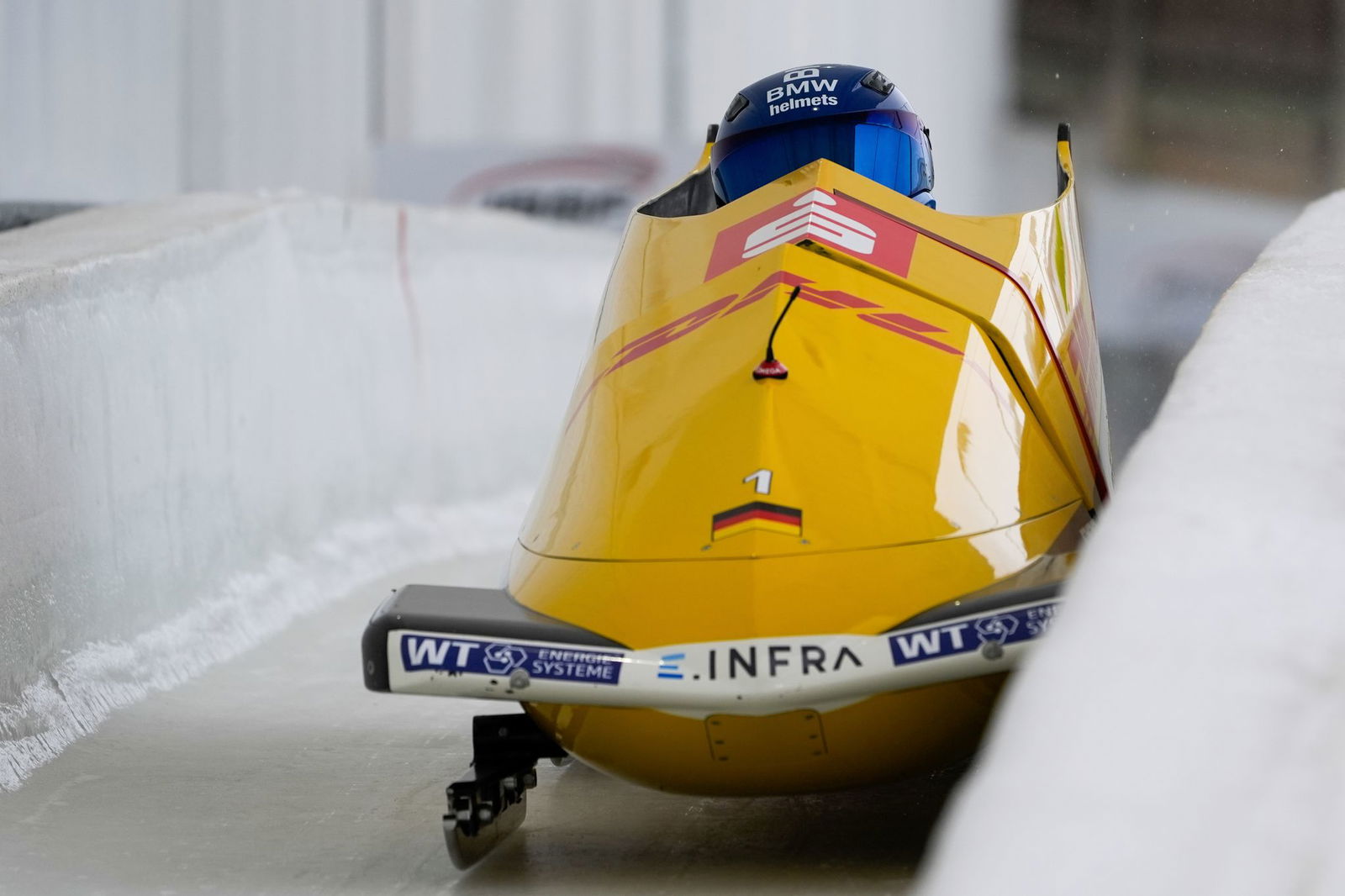  Francesco Friedrich und Alexander Schüller führen zur Halbzeit der Zweierbob-WM in Lake Placid.
