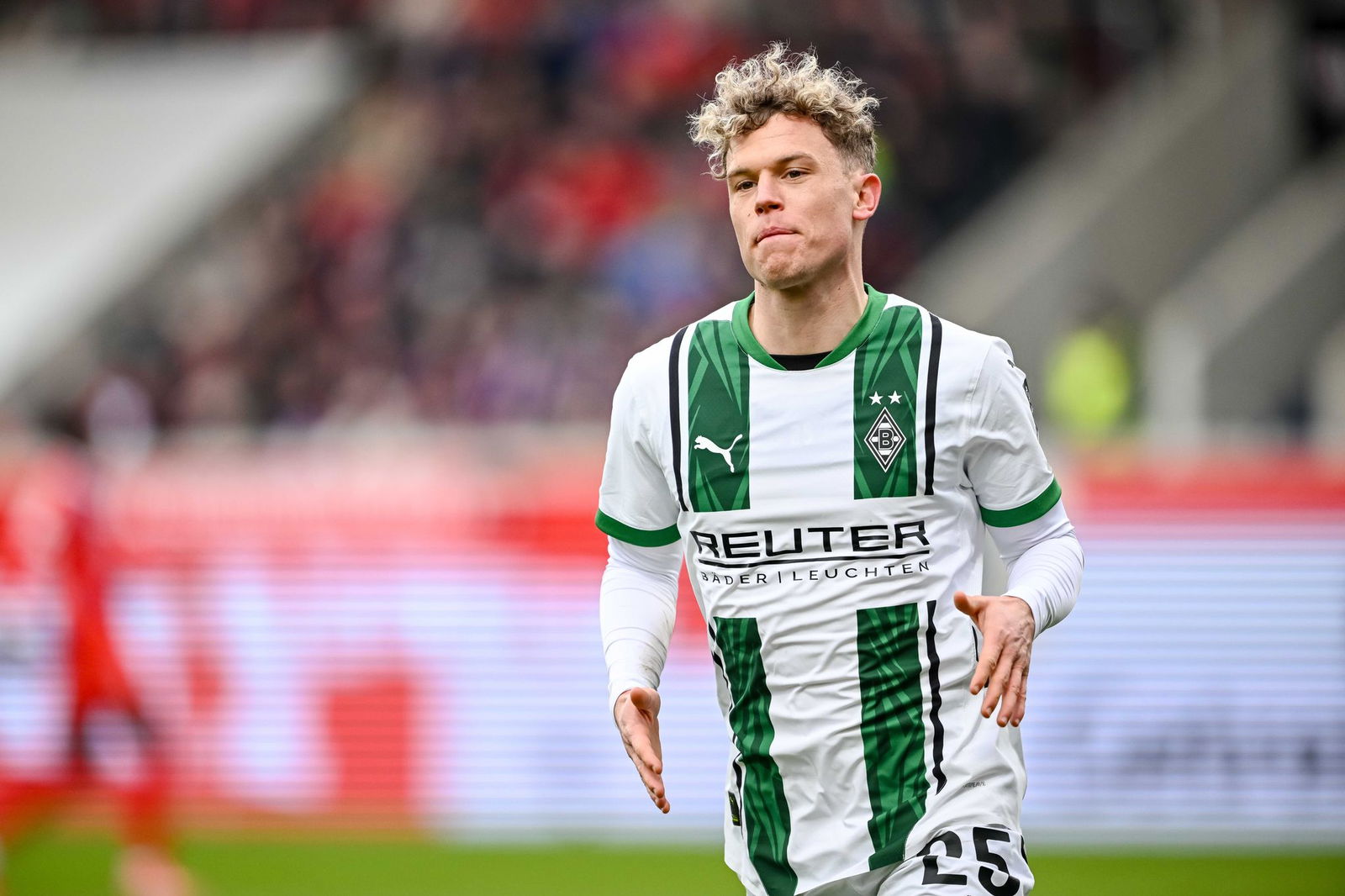 Robin Hack traf zur Führung und erzielte das 3:0.