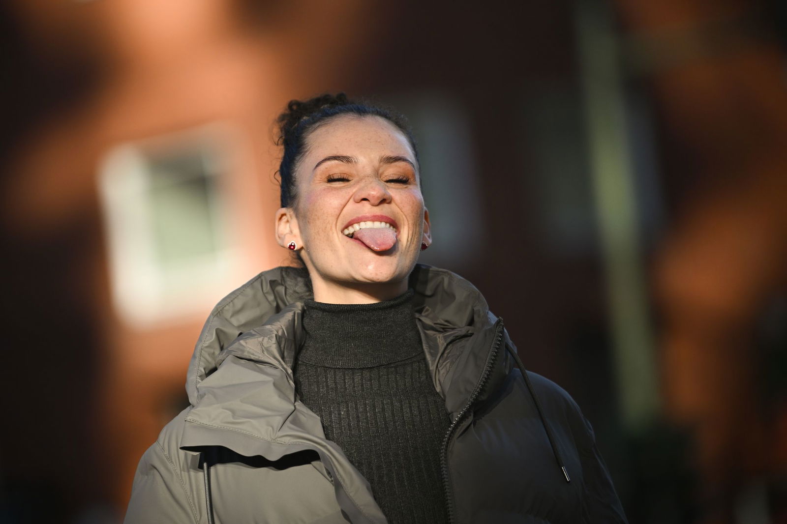 Unschuldig? Von wegen: Betty hat eine wilde Jugendzeit hinter sich.