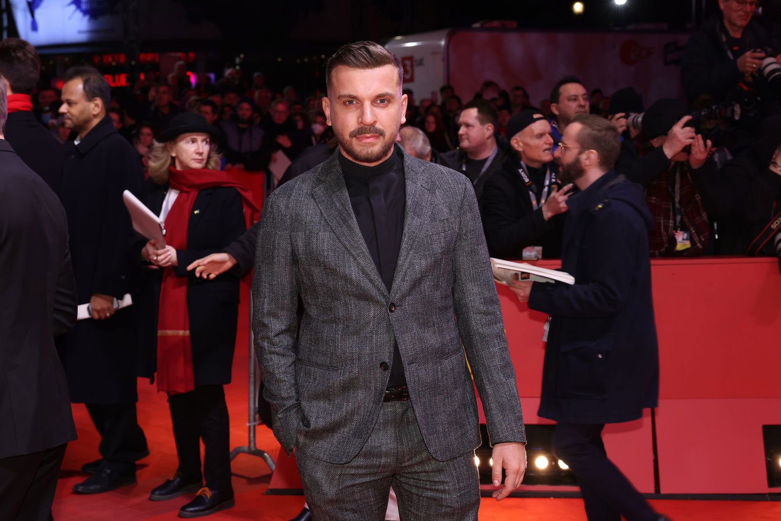 Edin Hasanovic beschäftigt die Migrationsdebatte auch aus persönlichen Gründen.