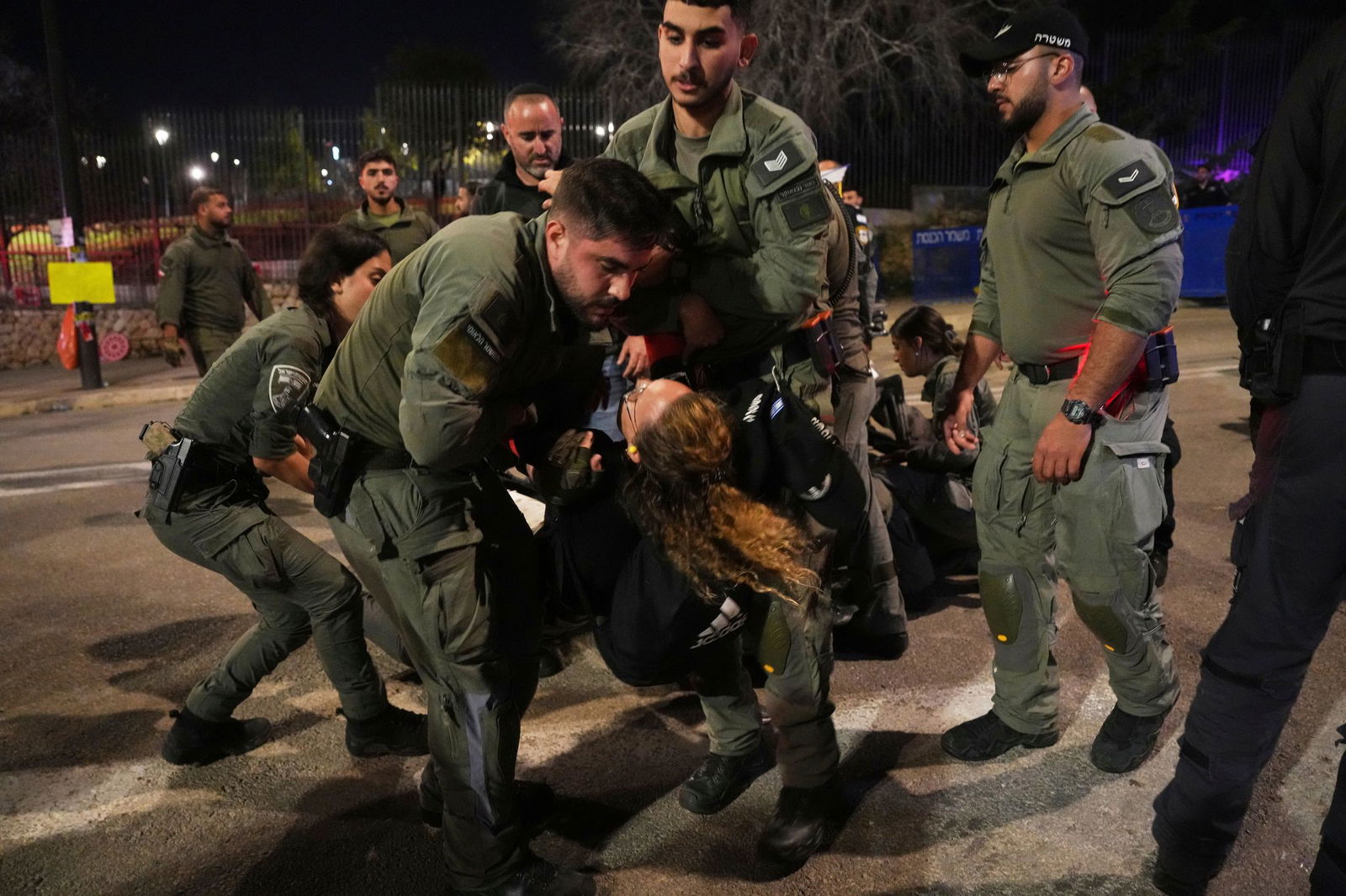 Auch in Israel wird demonstriert - gegen die rechts-religiöse Regierung von Netanjahu. 