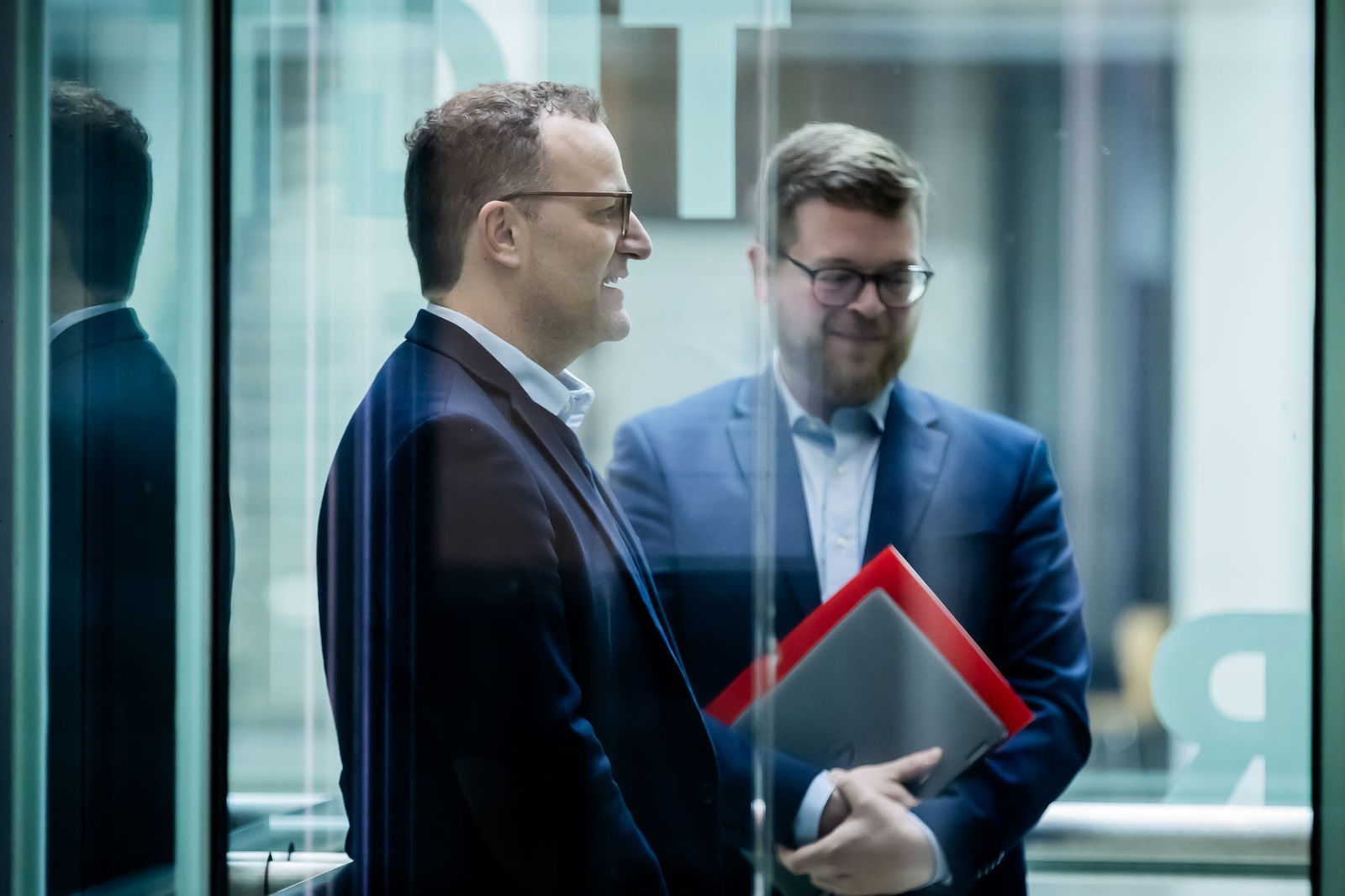 Auch CDU-Vize Jens Spahn kam ins Willy-Brandt-Haus.