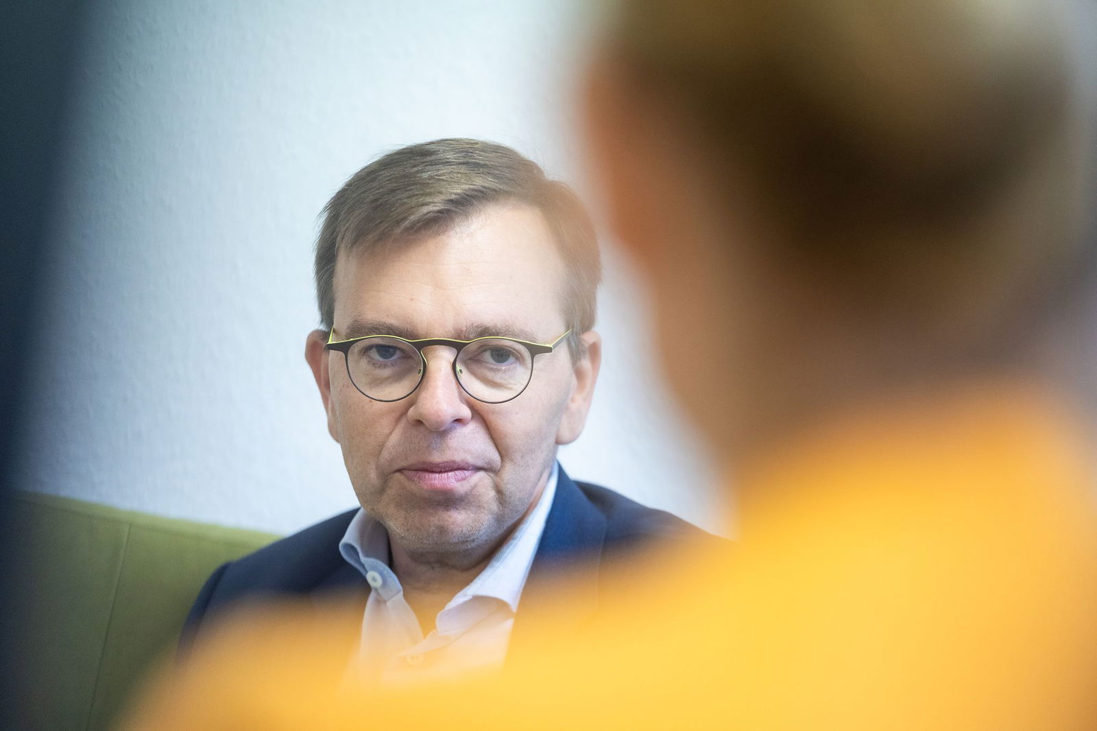 Die Landkreistag mit dem Geschäftsführenden Direktor Andreas Göbel will eine frühere Evaluation des kommunalen Finanzausgleichs. (Archivbild)