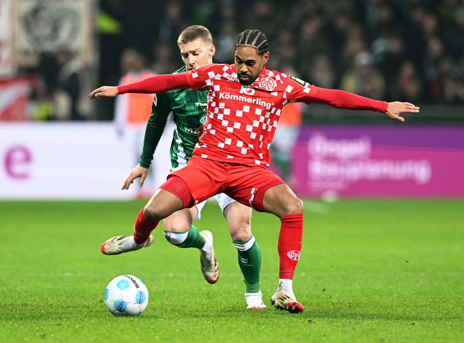 Neben Mwene fehlt auch Dominik Kohr in Dortmund.