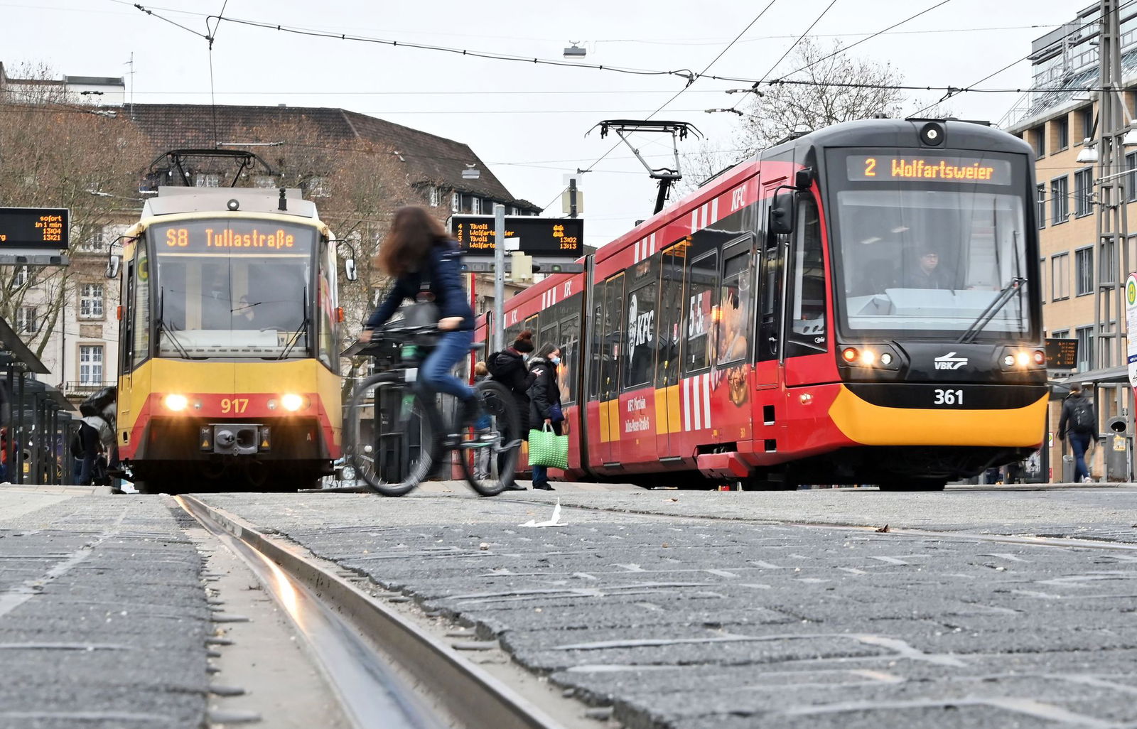 In Karlsruhe ist das Nahverkehrsangebot geschrumpft. (Archivbild)