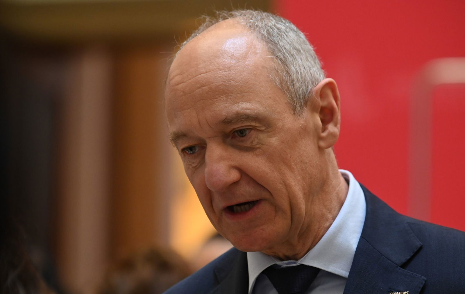 Siemens-CEO Roland Busch lobte in China die Fortschritte des Landes im Bereich KI. 