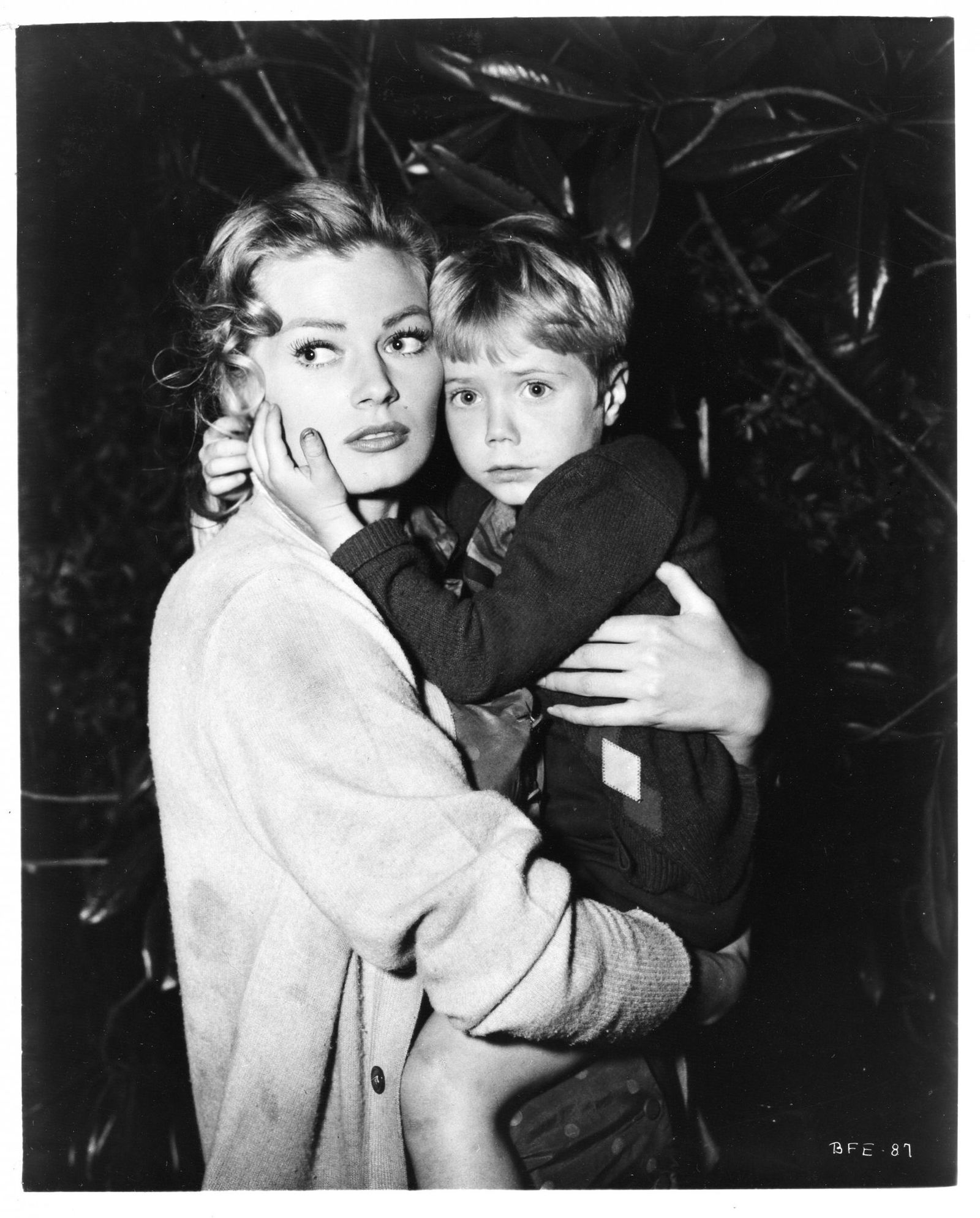 Schon vor «Lassie» arbeitete Jon Provost als Kleinkind mit großen Stars - wie hier mit  Anita Ekberg. (Handout) 