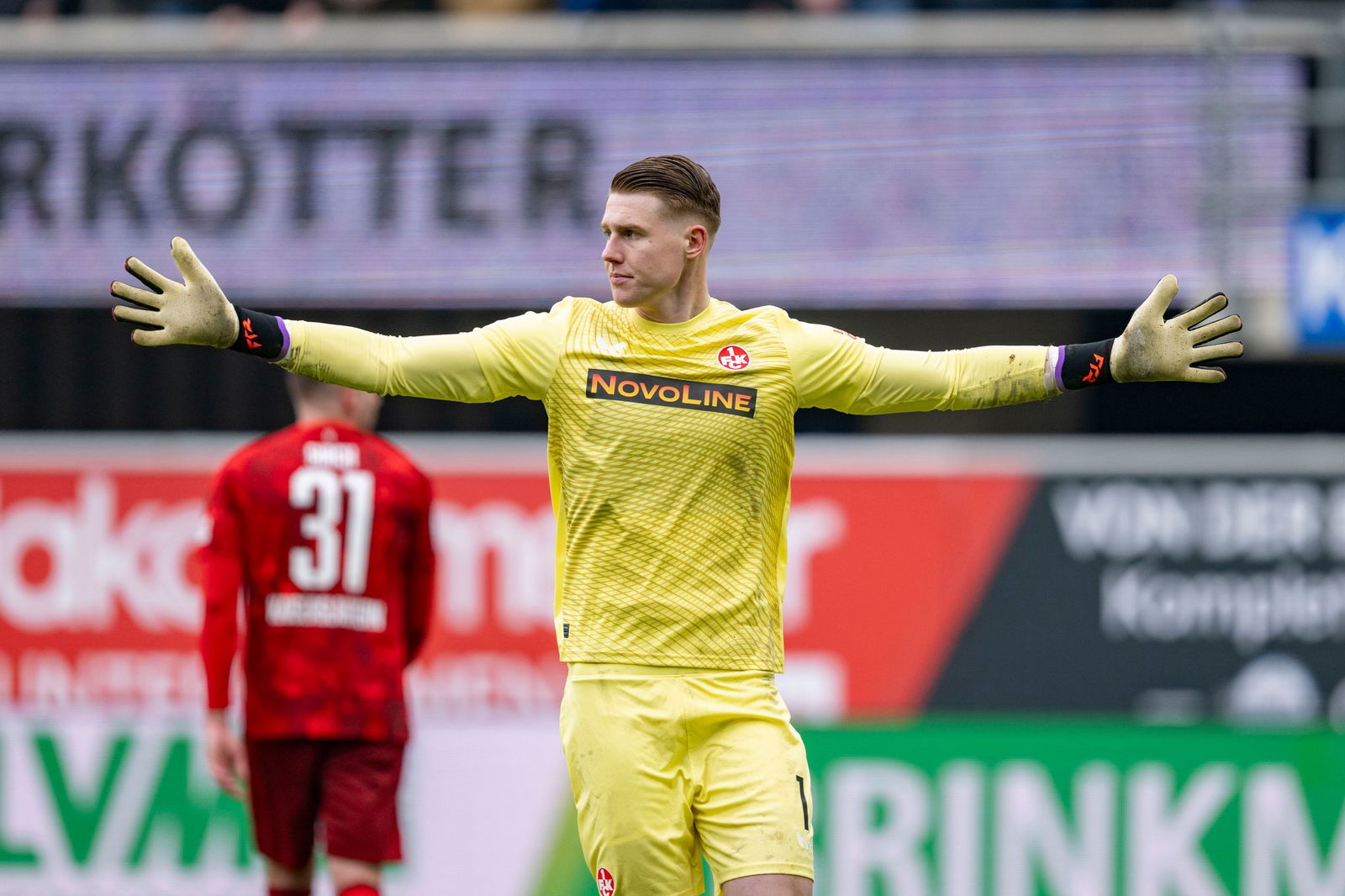 FCK-Keeper Julian Krahl verletzte sich in der Schlussphase.