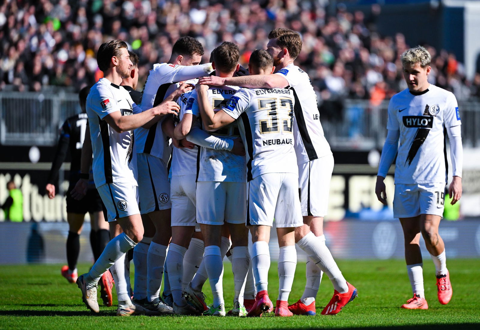 Die SV Elversberg stellte gegen Hertha BSC in der ersten Hälfte die Weichen auf Heimsieg.