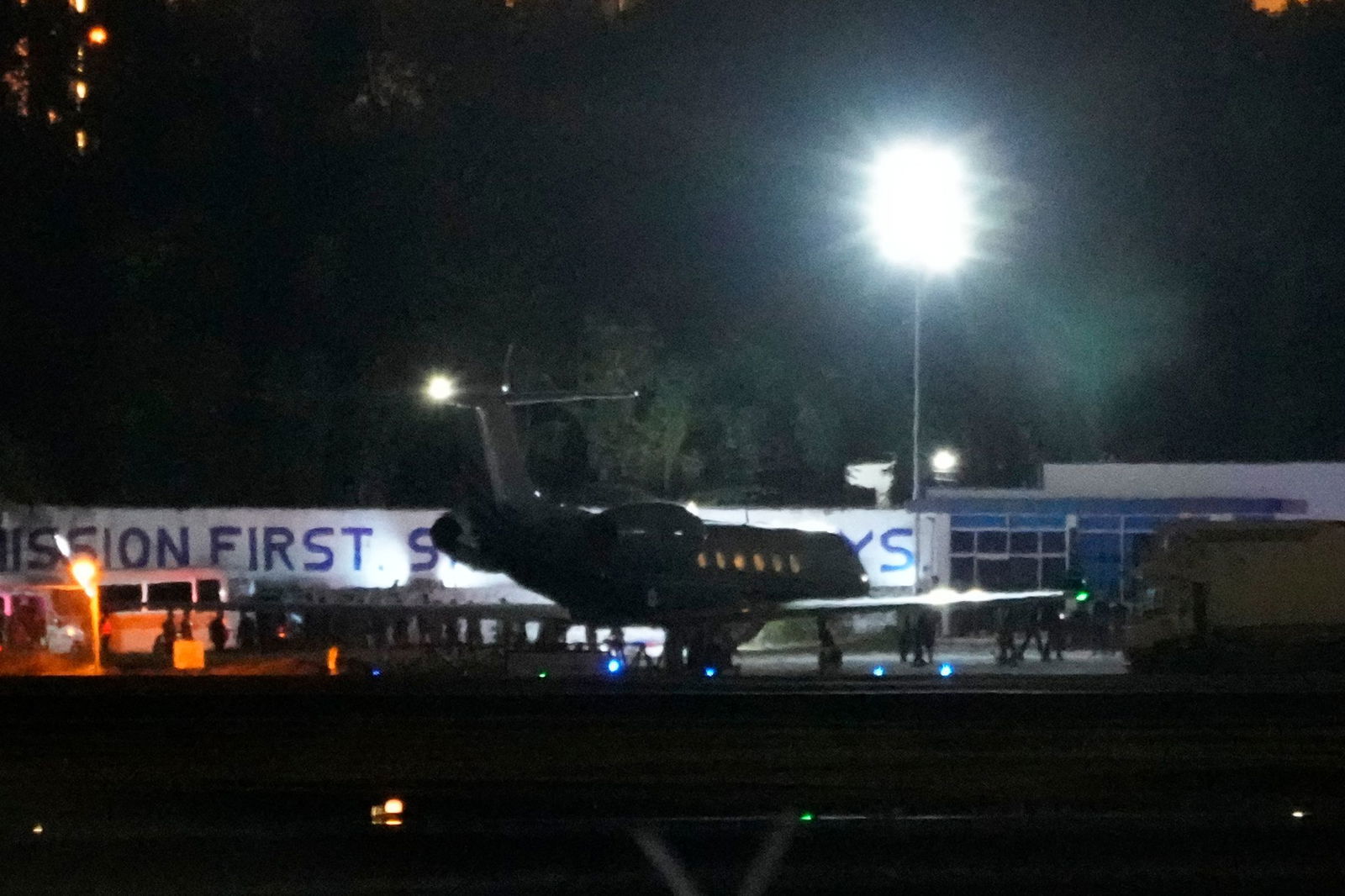 Der ehemalige philippinische Präsident Rodrigo Duterte wird nach Angaben seines Anwalt nach Den Haag geflogen.