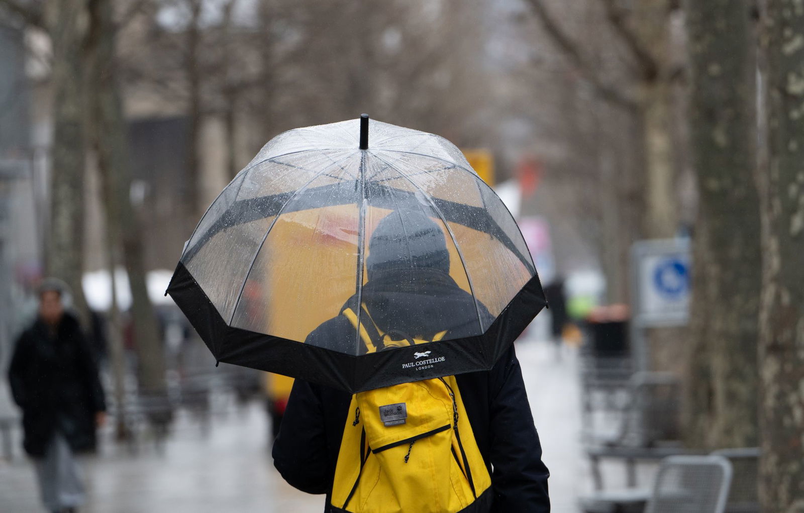 In der Karwoche erwartet der Deutsche Wetterdienst wiederholt Regen. (Archivbild)