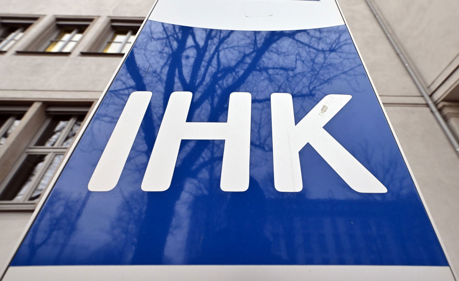 Die IHK fürchtet Auswirkungen durch die Strafzölle bis in den Mittelstand hinein. (Archivbild)