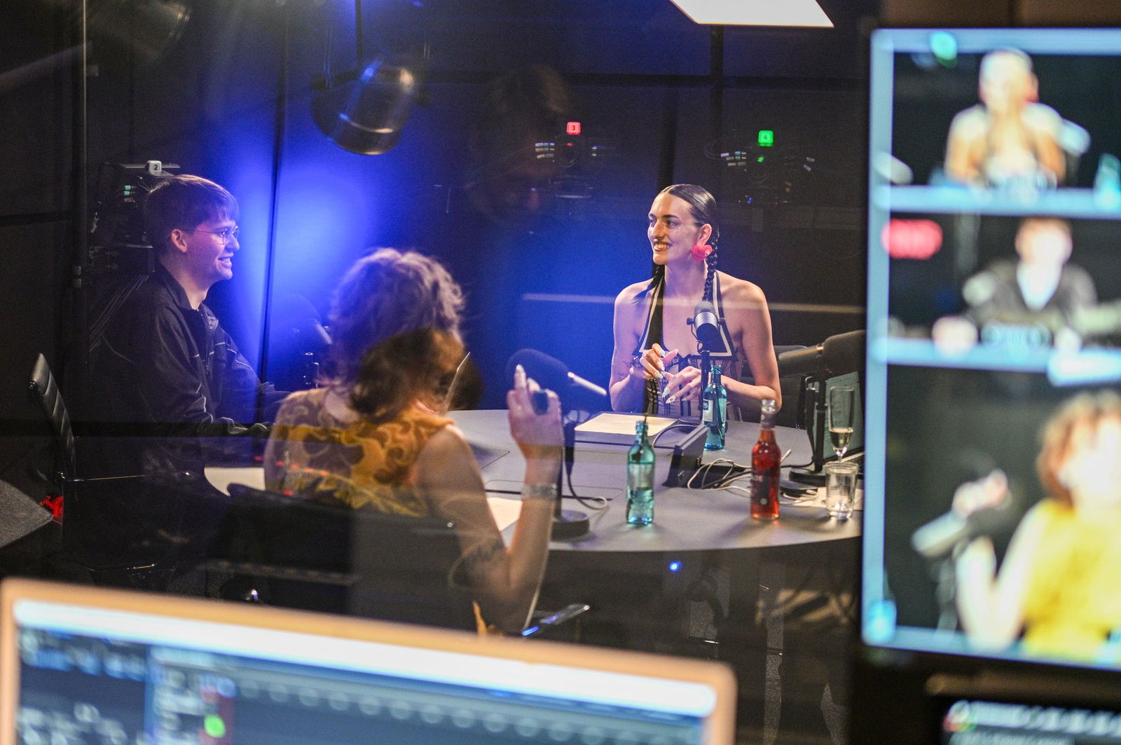 Bis heute leben die Schwestern der Band Blond in Chemnitz.