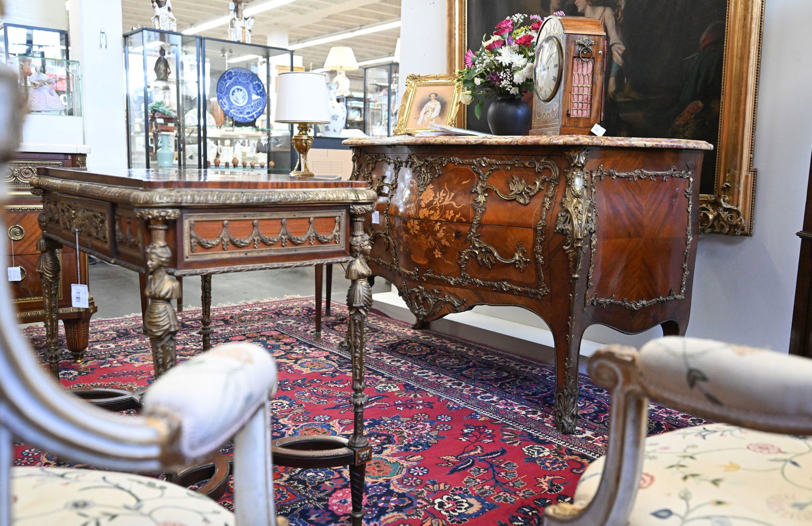 Die Versteigerer hoffen vor allem auf Fans, die sich eine Erinnerung an Juhnke ins Wohnzimmer stellen möchten. (Foto-Produktion)