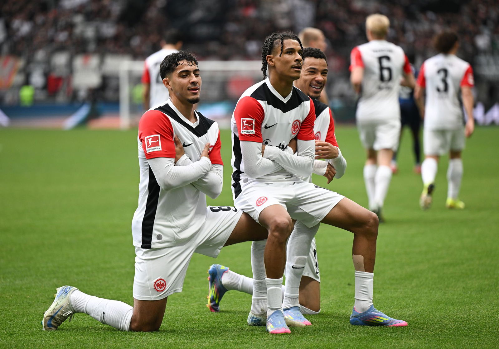 Jubel nach dem 1:0: Das Offensivtrio Chaibi, Bahoya und Ekitiké.