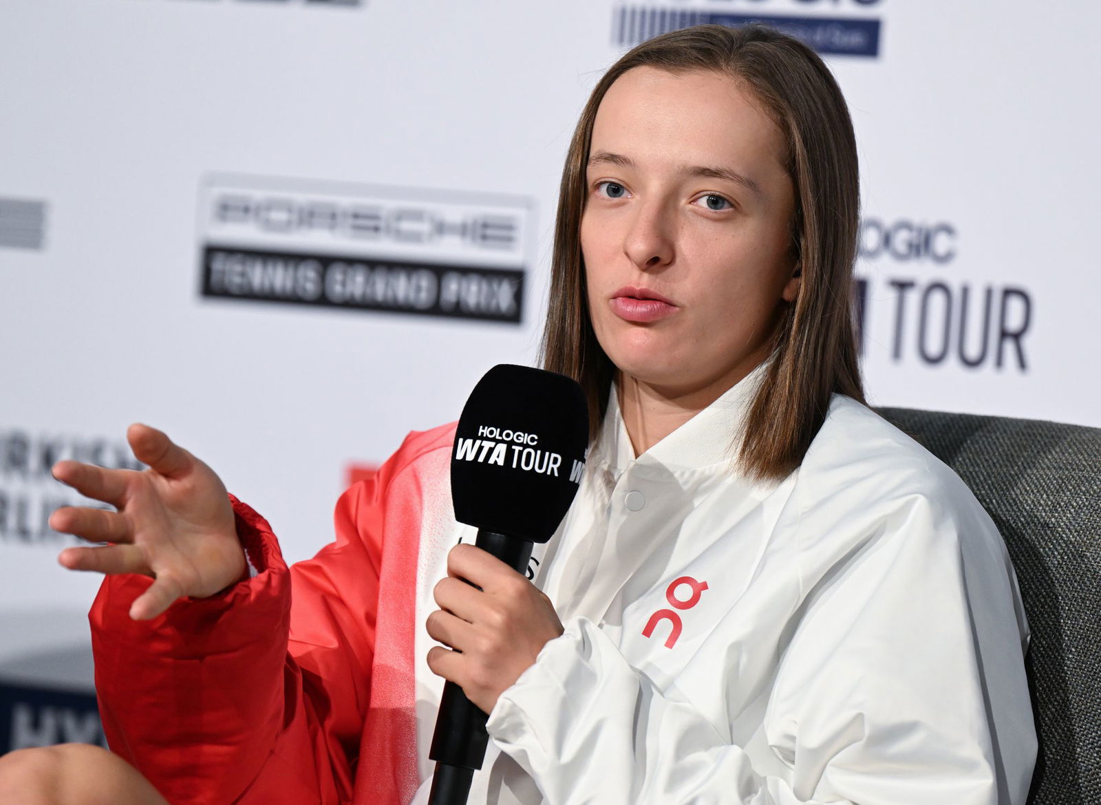 Iga Swiatek tritt als Titel-Mitfavoritin in Stuttgart an.