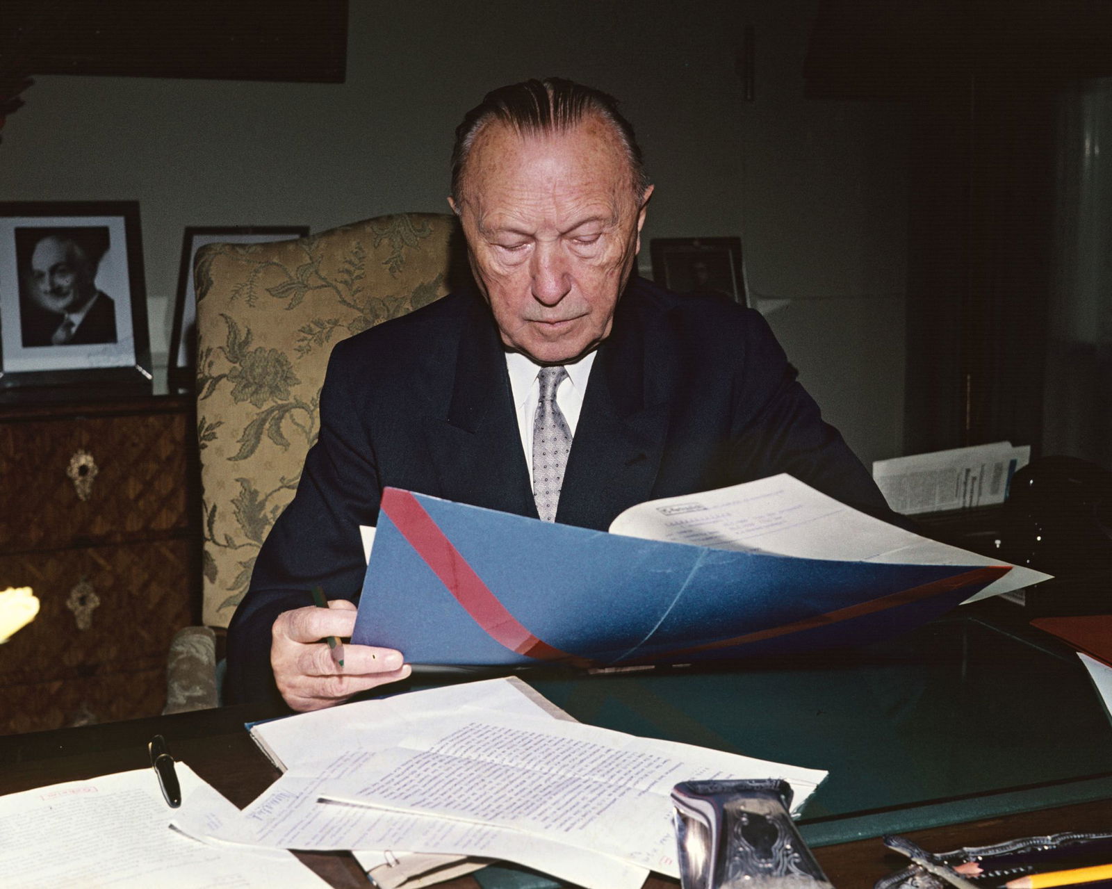 Er war der älteste Kanzler der Bundesrepublik: Konrad Adenauer. (Archivbild)