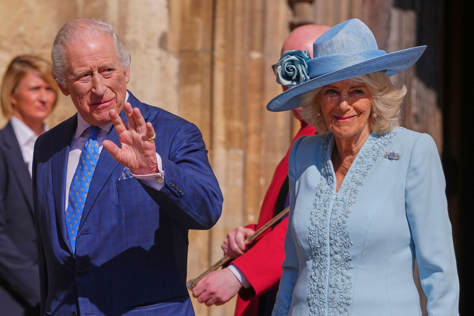 König Charles III. und Königin Camilla beim traditionellen Ostergottesdienst auf Schloss Windsor.