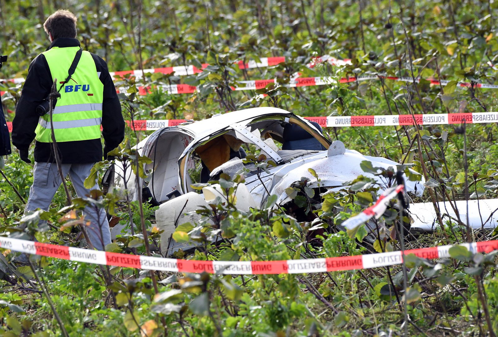 Bei Flugzeugabstürzen in Deutschland rücken Experten Bundesstelle für Flugunfall-Untersuchung (BFU) aus. (Archivbild) 