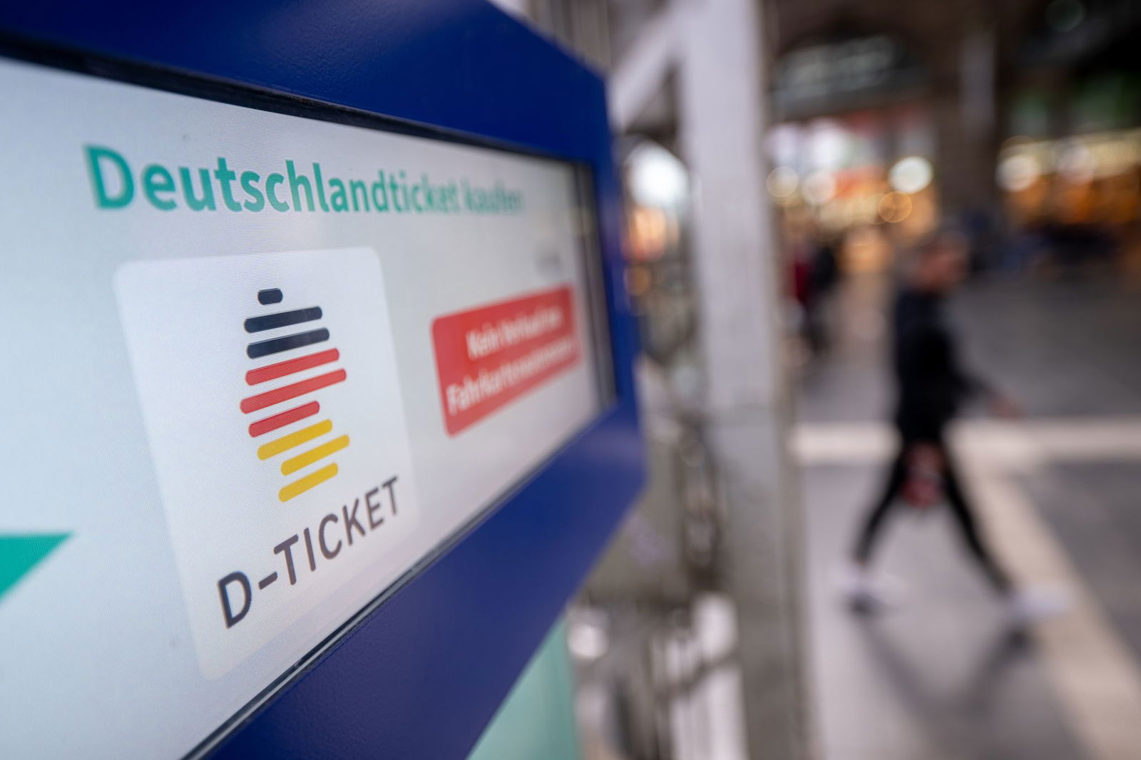Das Deutschlandticket soll ab 2027 teurer werden. (Archivbild)
