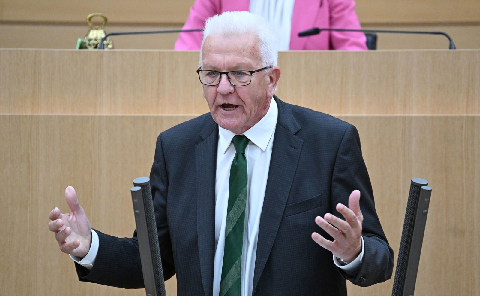 Kretschmann steht zur Reform der Schuldenbremse.