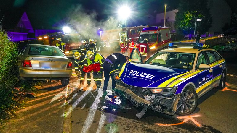 Unfall mit Streifenwagen bei Fluchtversuch