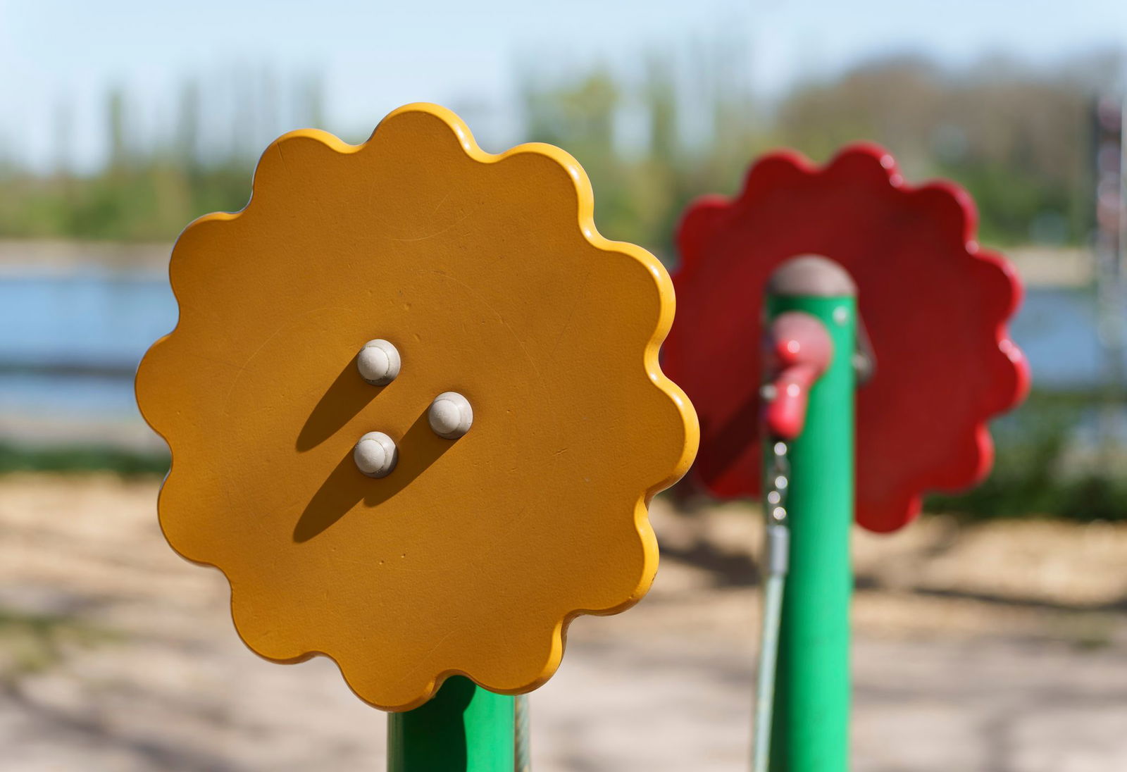 Spielgeräte sind immer wieder auch Vandalismus ausgesetzt. (Archivbild)