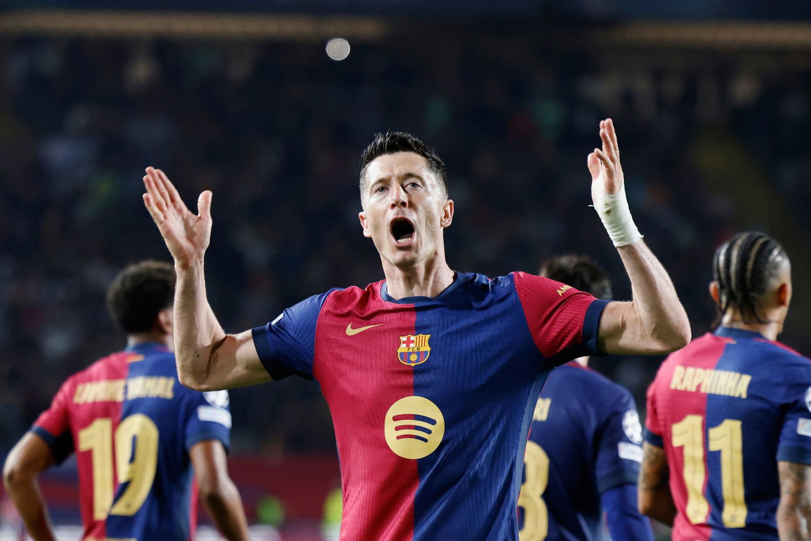 Robert Lewandowski traf doppelt gegen seinen Ex-Club.