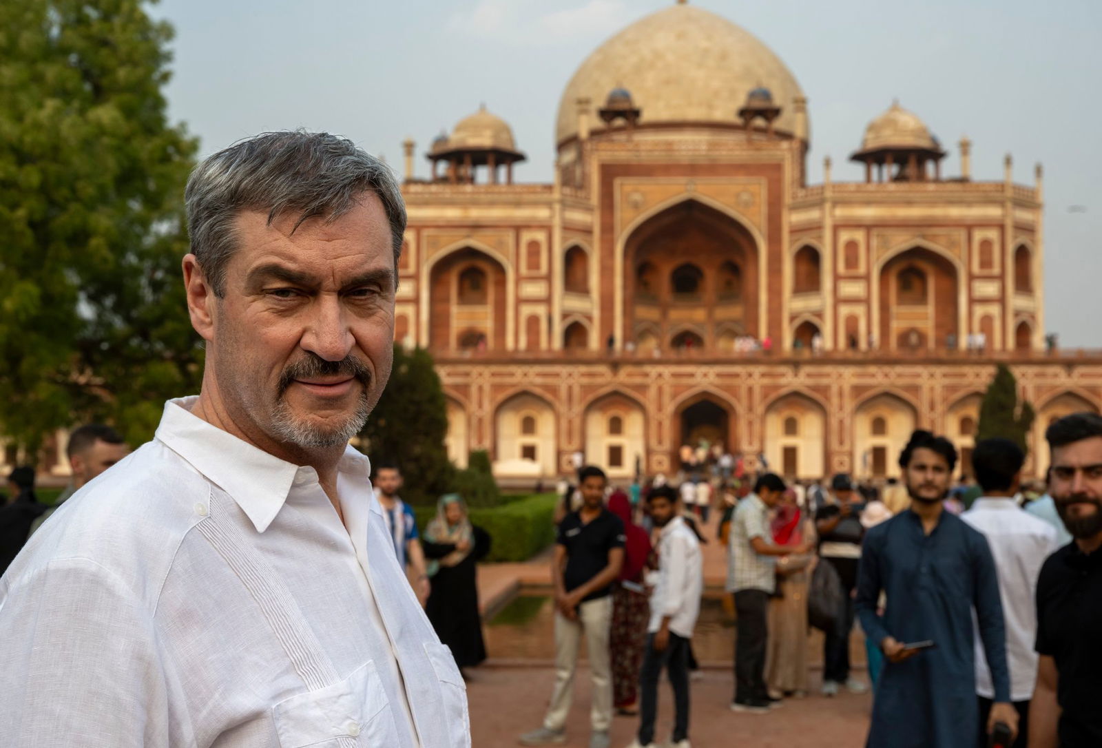 Kurzfristige Planänderung: Wegen einer Magen-Darm-Erkrankung musste CSU-Chef Markus Söder seine Indienreise abbrechen. 