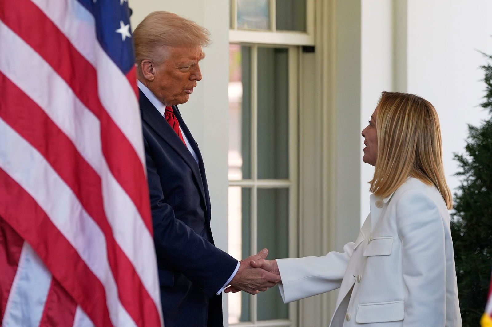 Die US-Zollpolitik war eines der Hauptthemen bei Treffen von Italiens Ministerpräsidentin Meloni und US-Präsident Trump in Washington. 