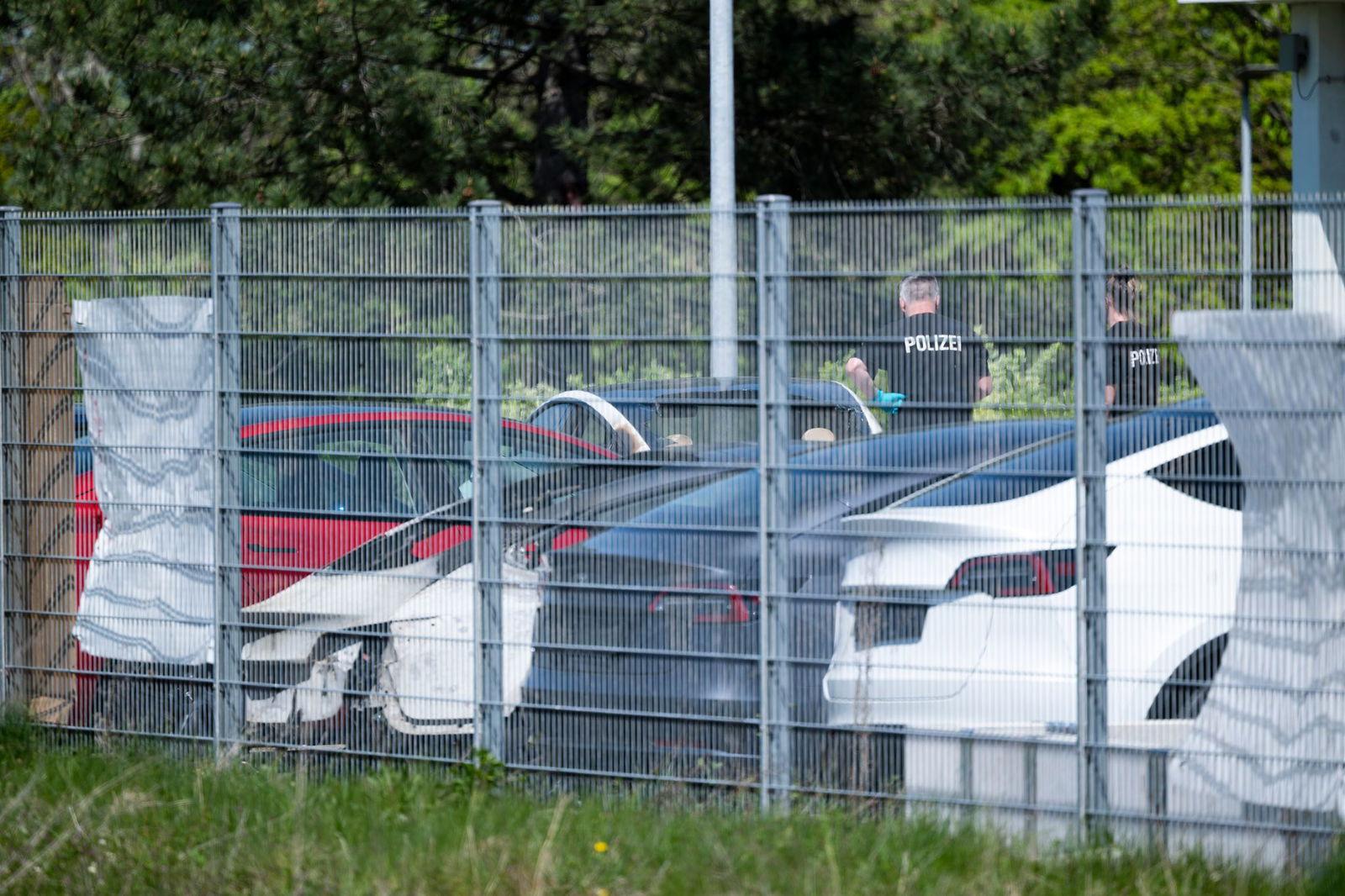  Der Schaden durch den Brand auf dem Hof betrage rund eine halbe Million Euro, 