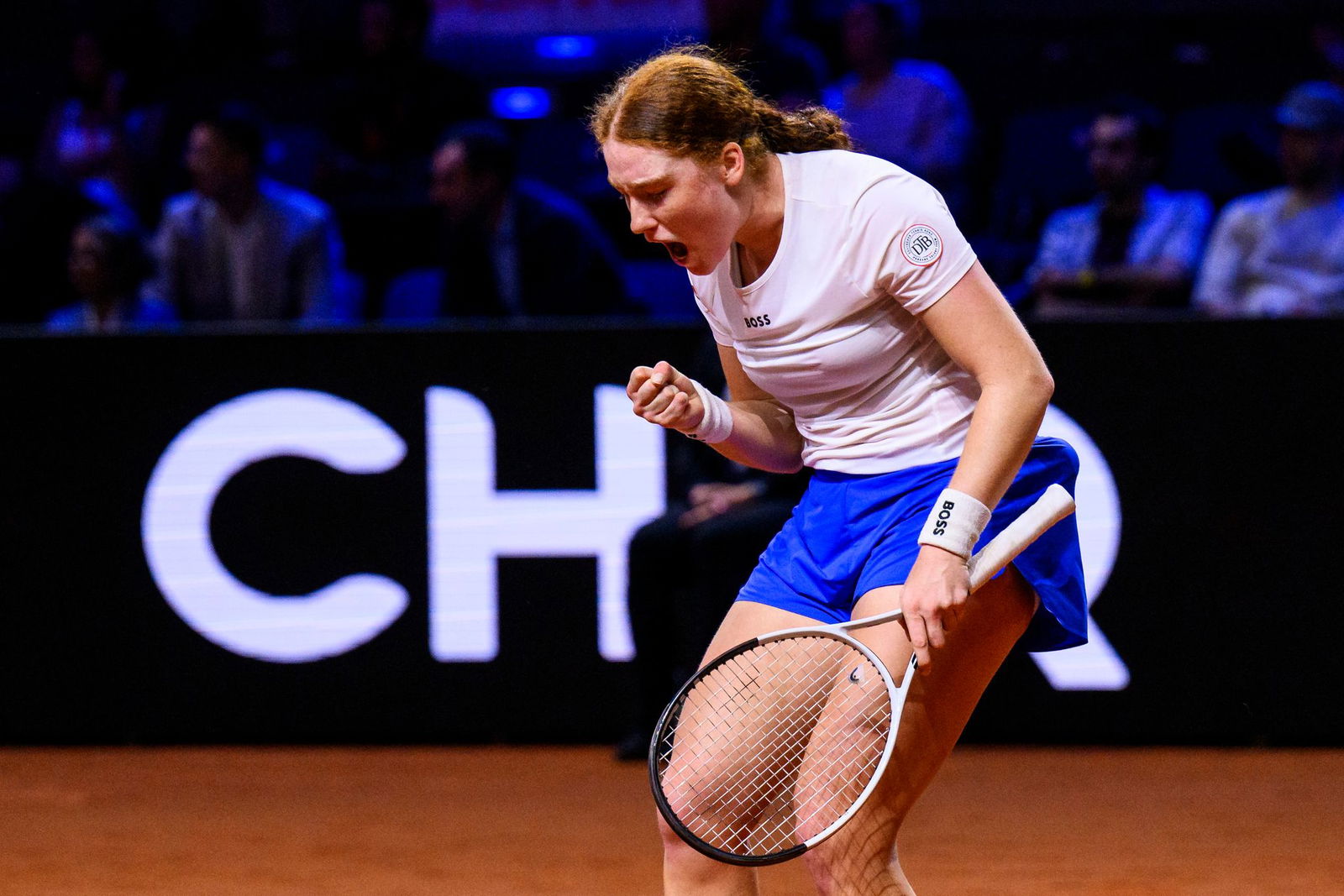 Tennis-Talent Ella Seidel freut sich über den Achtelfinaleinzug.