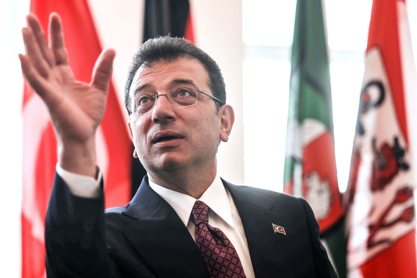 Opposition und Kritiker werfen der Regierung vor, den Oppositionspolitiker Imamoglu durch die Verfahren gegen ihn kaltstellen zu wollen. (Archivbild)