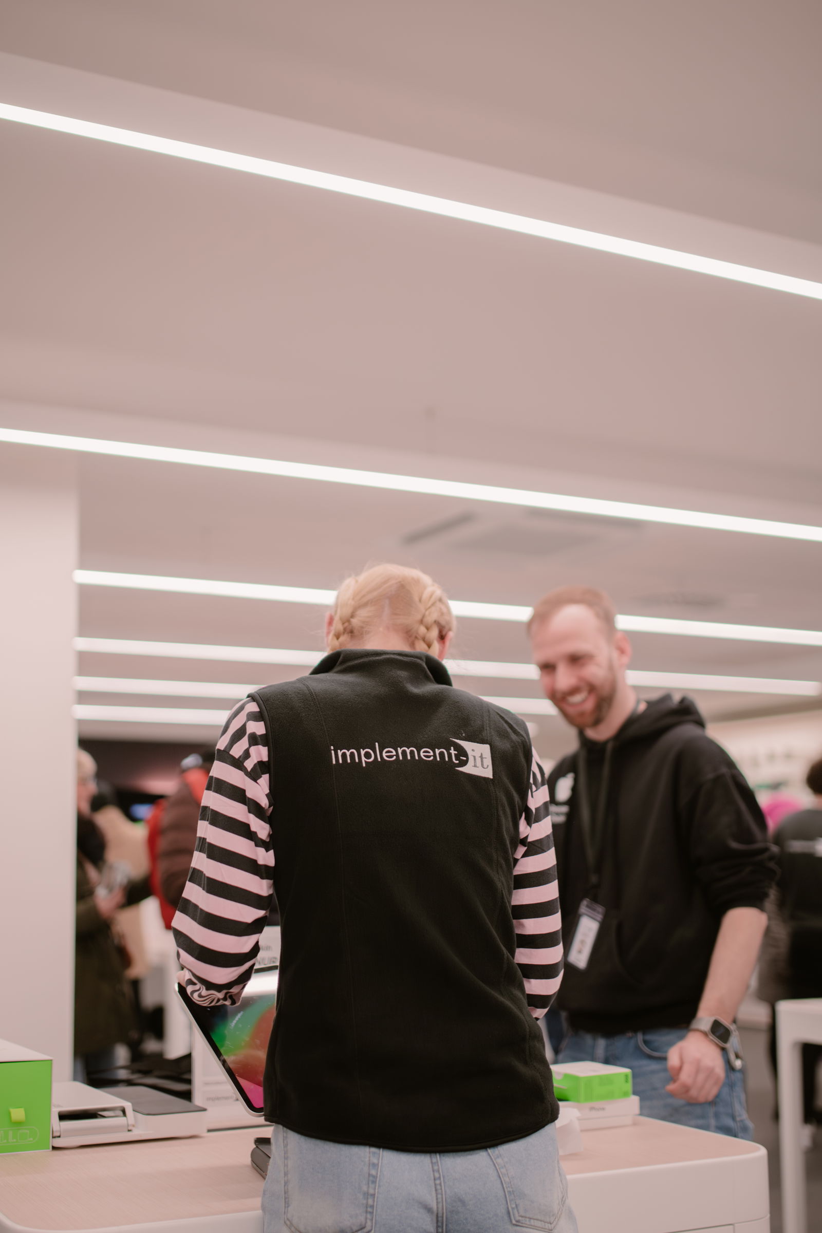 Implement IT Store Freiburg