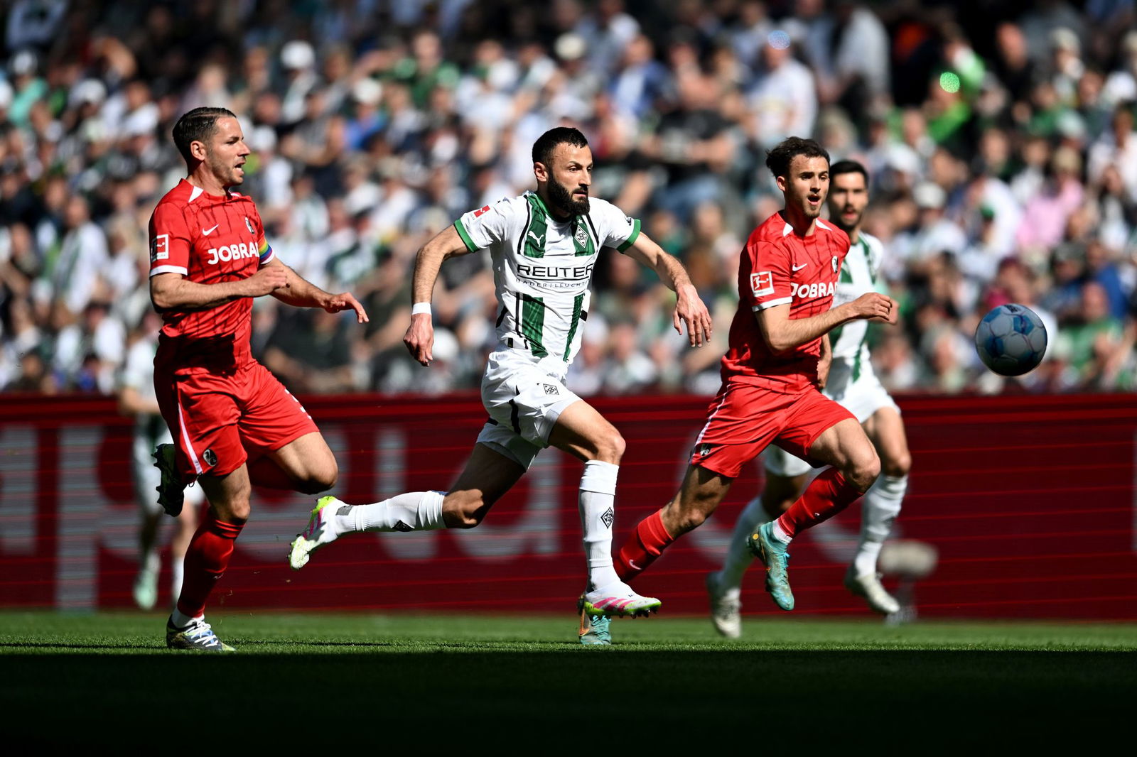 Eine der wenigen Szenen mit Tempo im Gladbacher Spiel