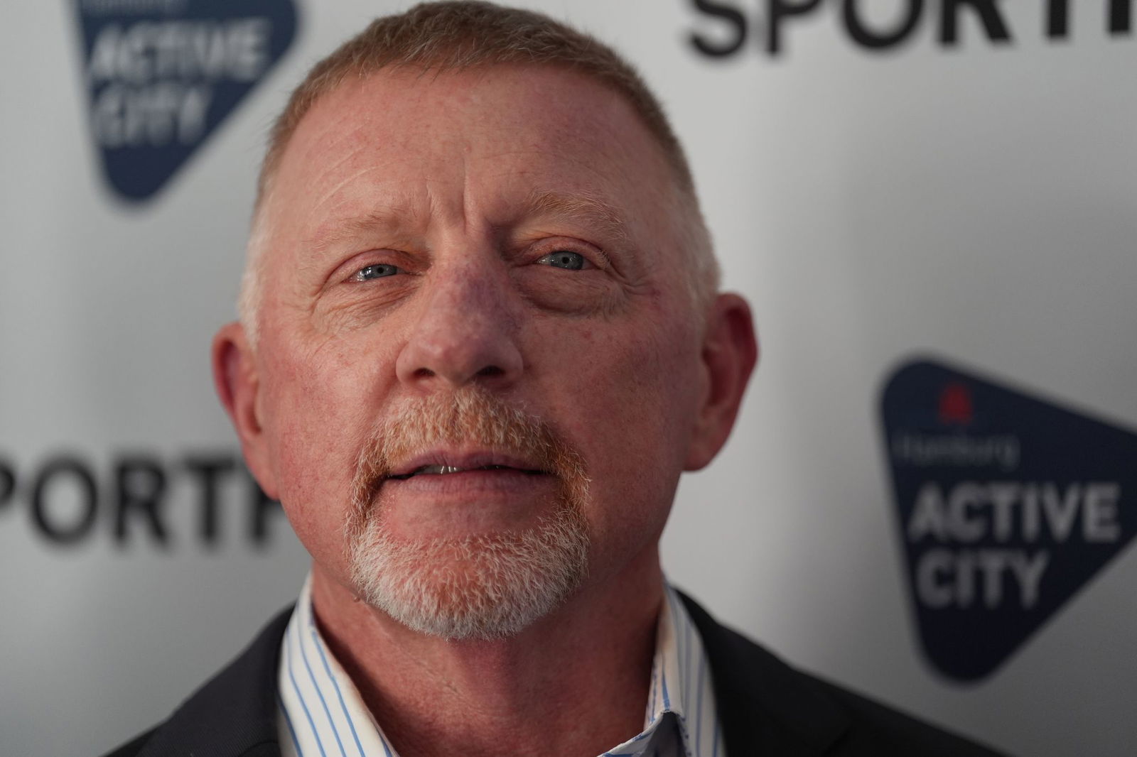 Tennis-Idol Boris Becker hat trotz der sportlichen Krise von Alexander Zverev für mehr Nachsicht mit dem Tennis-Star plädiert.