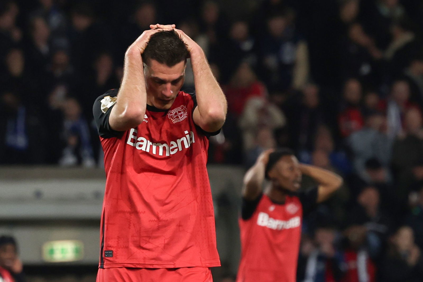 Enttäuschung und Entsetzen: Bayer 04 mit Stürmer Patrik Schick blamierte sich in Bielefeld.