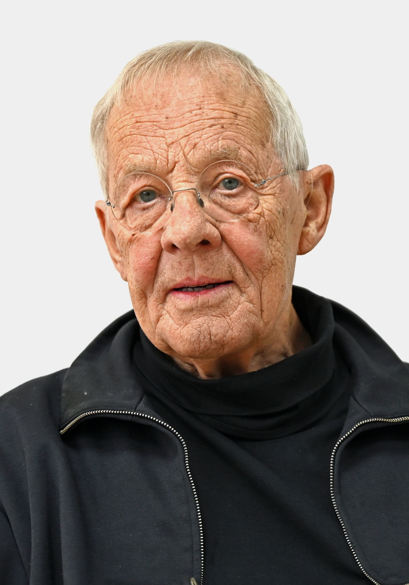 Mit seinen Kindern Ben und Meret Becker steht er in regem Austausch.