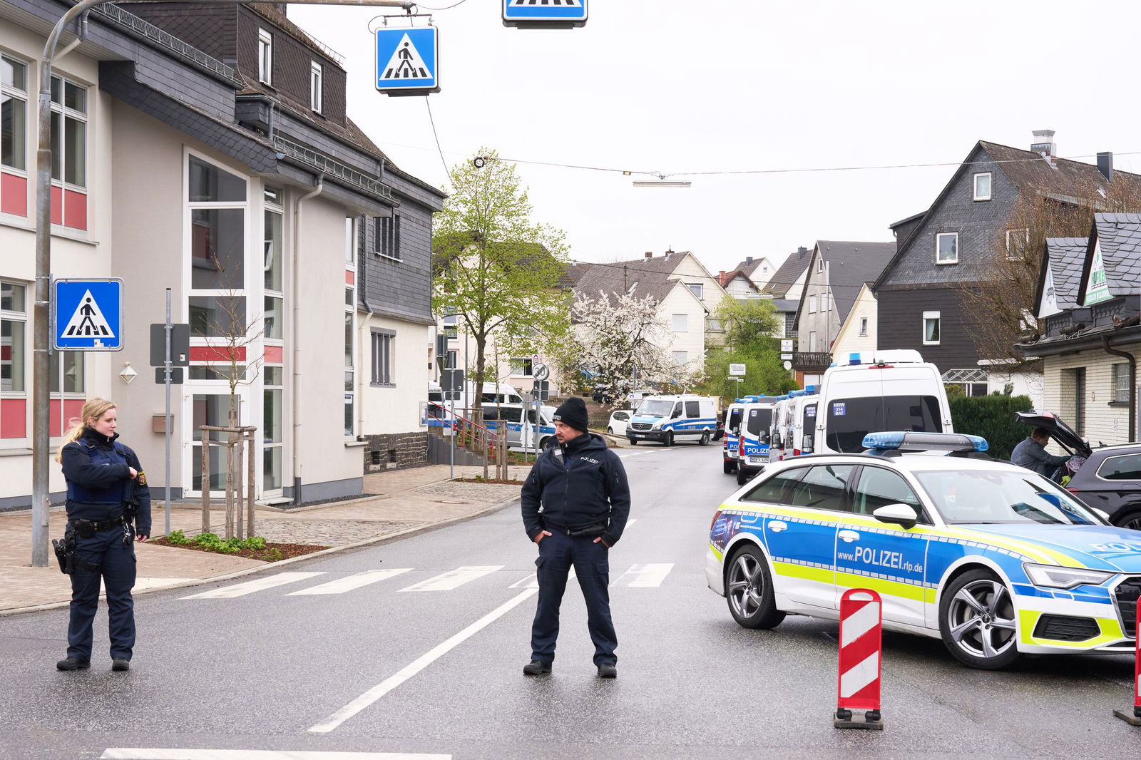 Am Donnerstag war die Polizei mit einem Großaufgebot unterwegs. 